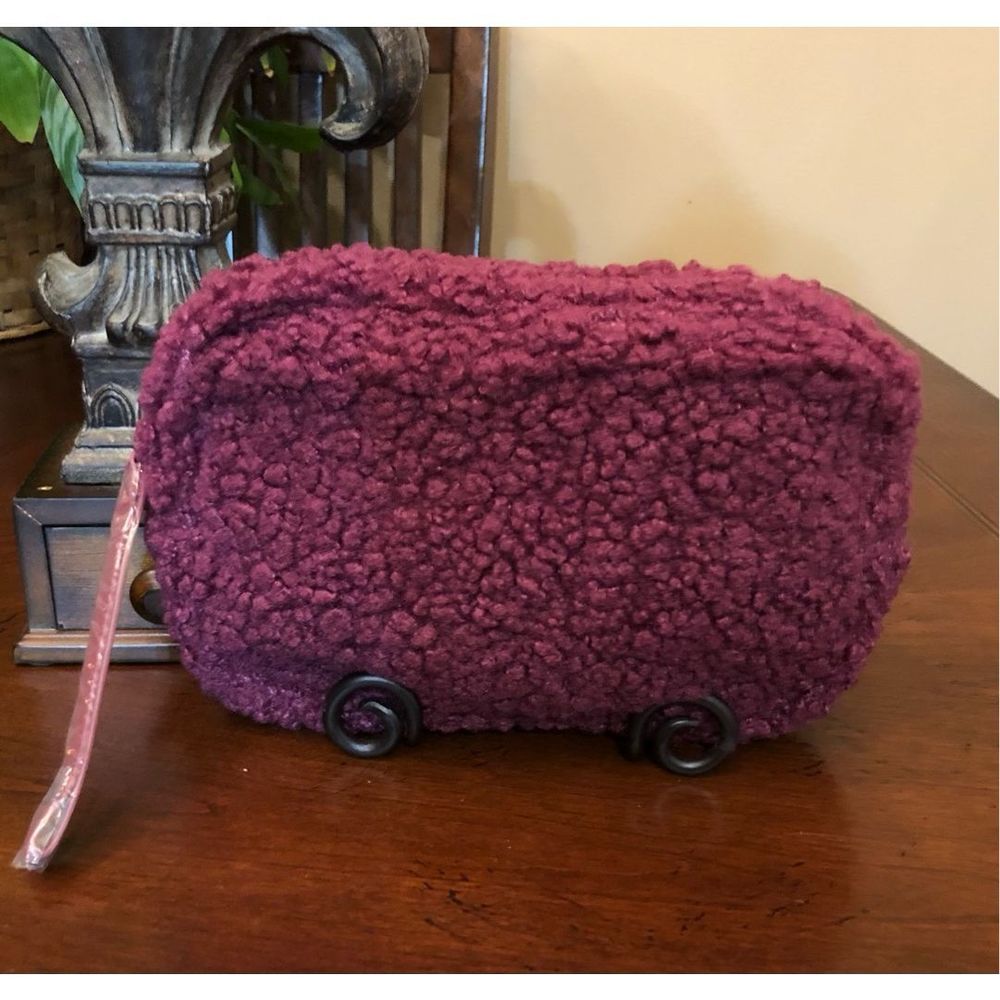 IPSY - Cosmetic Bag in Plum Faux Fur - BAG ONLY. New, never used. NWOT!￼ - Picture 2 of 9